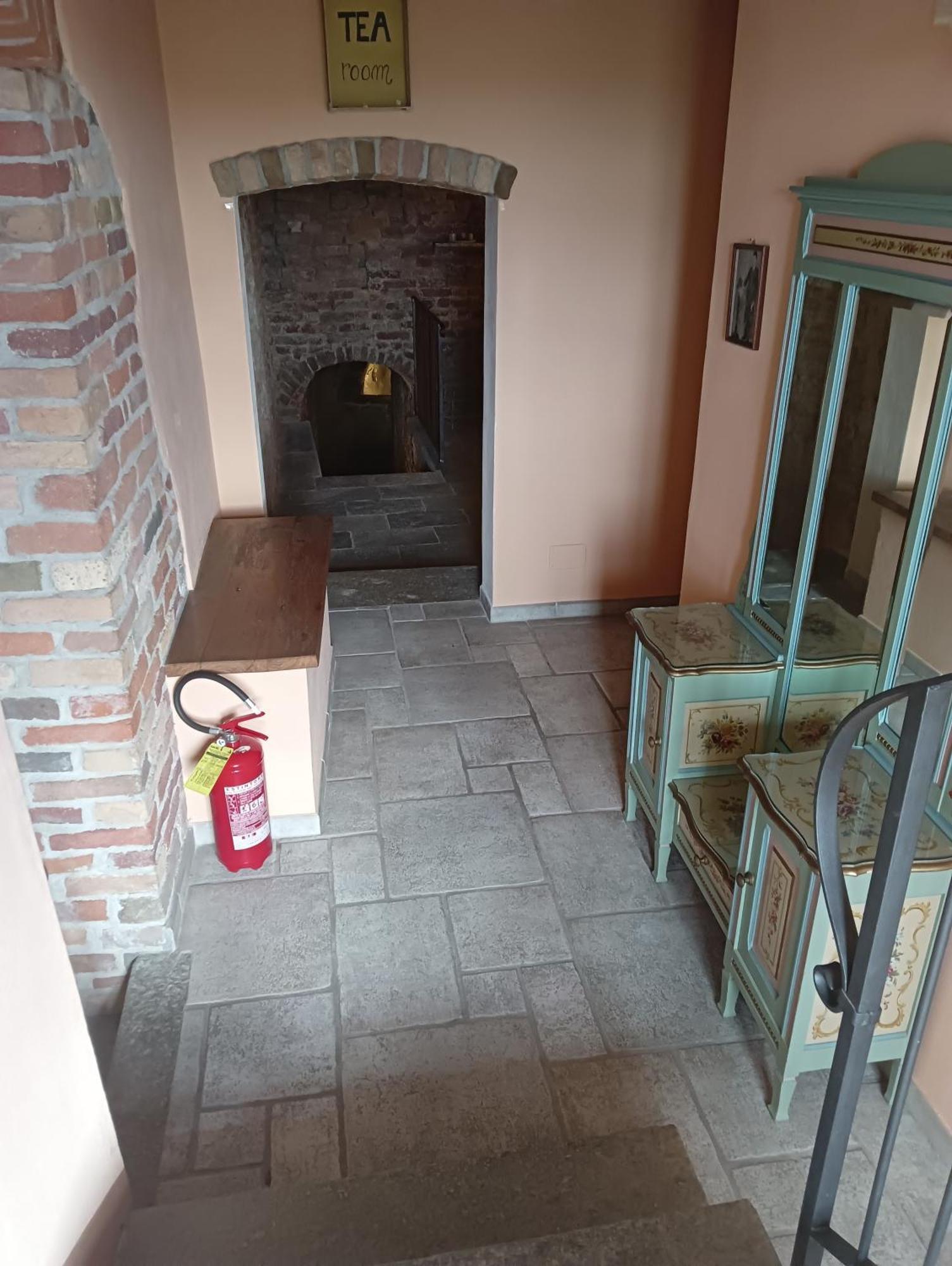 Il Borgo B&B Castellinaldo Exterior photo