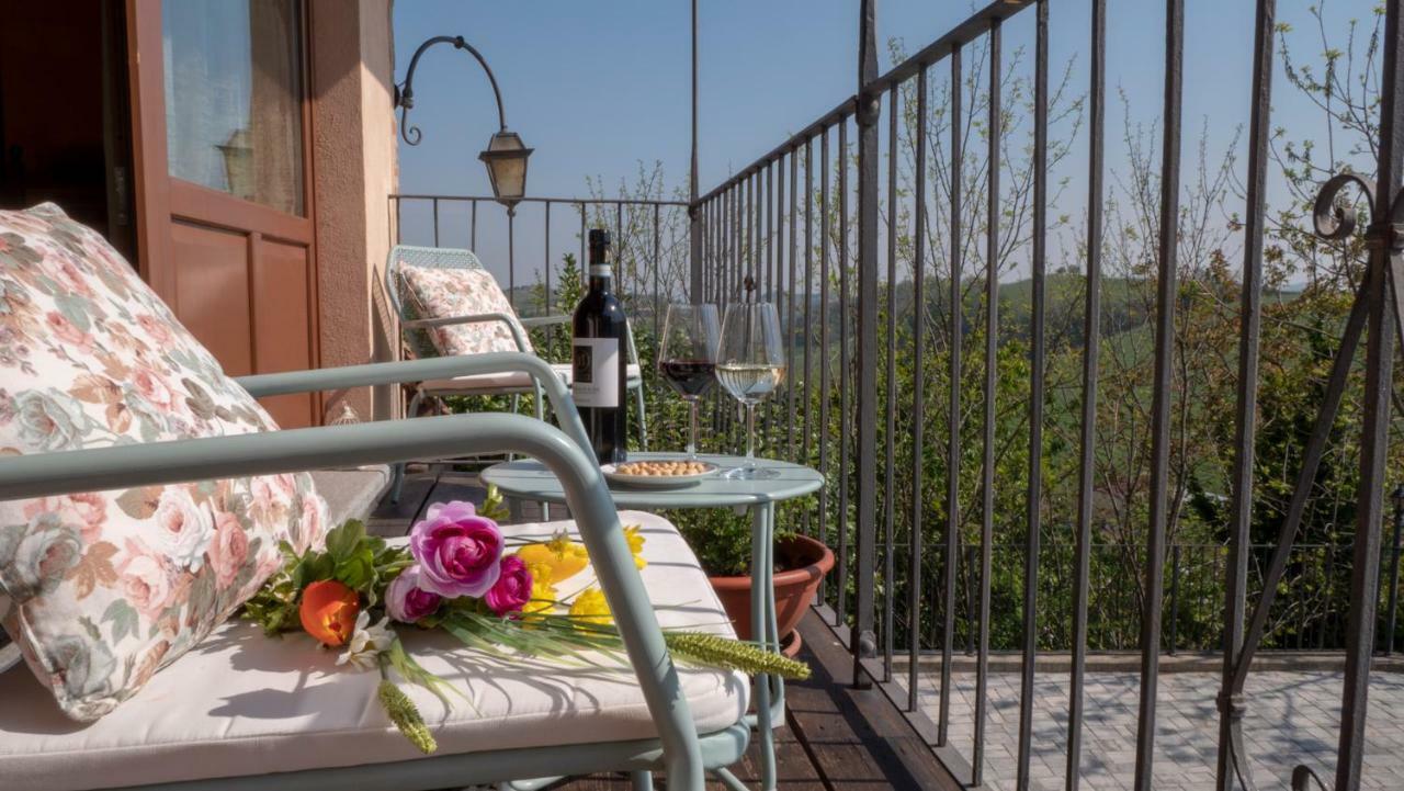 Il Borgo B&B Castellinaldo Exterior photo