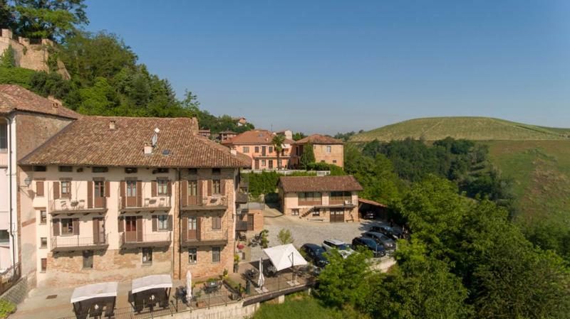 Il Borgo B&B Castellinaldo Exterior photo